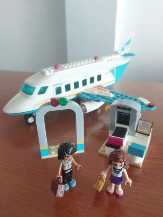 Construcciones Friends Avión