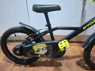 Bicicleta B’TWIN 16 pulgadas –COMO NUEVO-