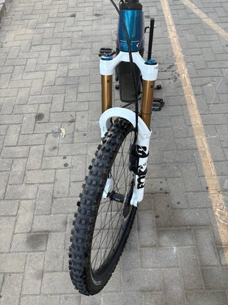 Bicicleta Eléctrica Cube Stereo Hybrid One 77