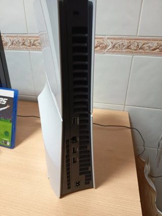 Consola PS5 con 4 juegos