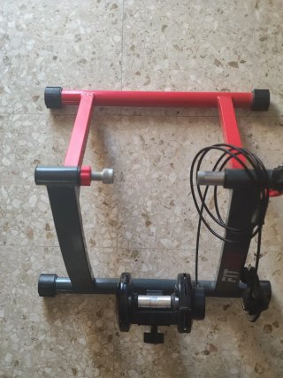 Rodillo de entrenamiento para bicicleta