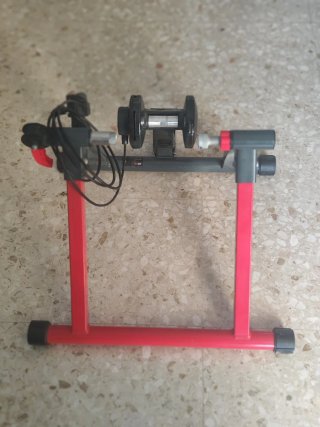 Rodillo de entrenamiento para bicicleta