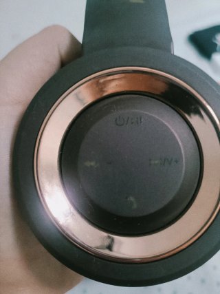 Auriculares Bluetooth Marrón y Dorado