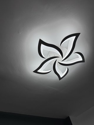 Lámpara Techo LED Diseño Hoja Moderna