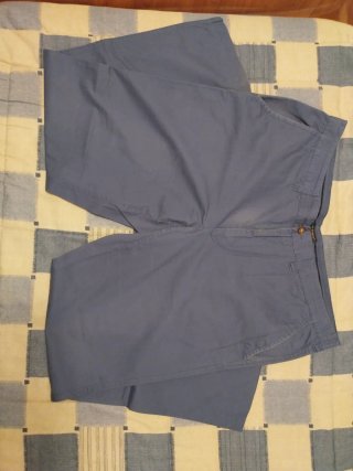 Pantalón chino azul
