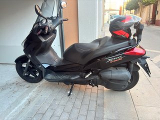 Yamaha XMAX 125cc Scooter Negra