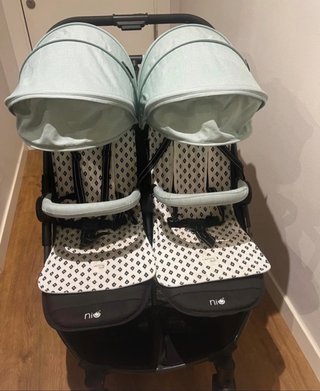 Silla de paseo doble verde menta y negra