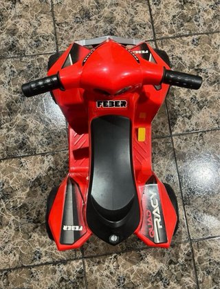 Quad eléctrico infantil Feber Racy rojo