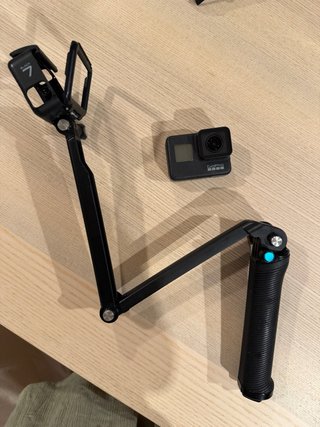 GoPro HERO7 Black + Trípode 3-Way original