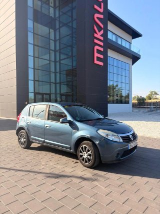 Dacia Sandero 2010
