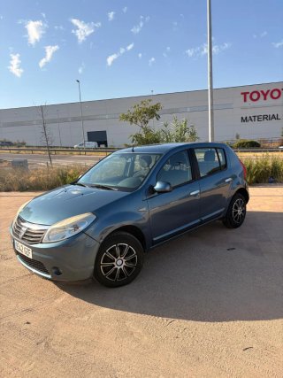 Dacia Sandero 2010