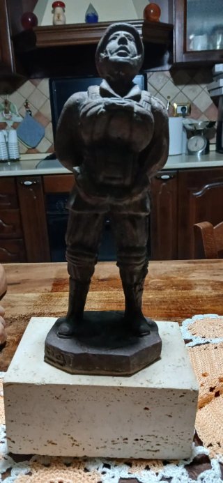 Statua militare