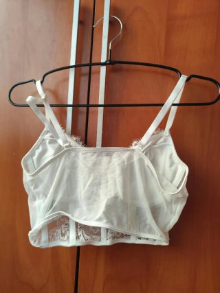 Top encaje blanco