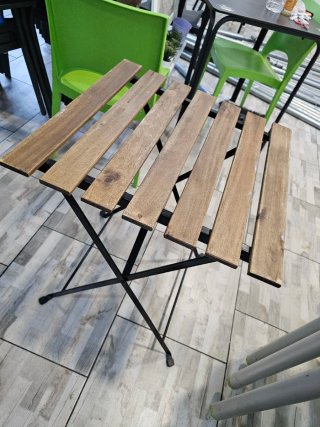 Mesa de madera IKEA