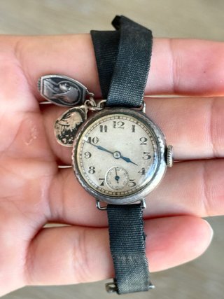 Reloj de Trinchera Militar – Plata de Ley – Suizo
