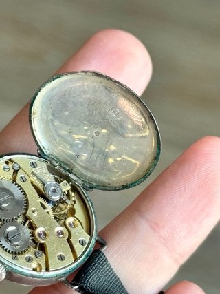 Reloj de Trinchera Militar – Plata de Ley – Suizo