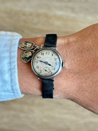 Reloj de Trinchera Militar – Plata de Ley – Suizo