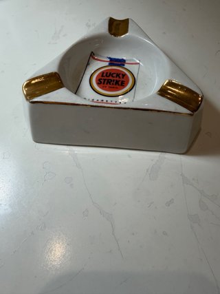 Cenicero Lucky Strike Vintage Cerámica Dorado