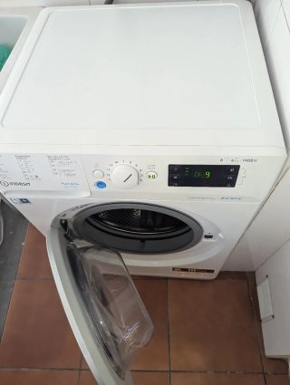 Lavadora-Secadora Indesit 8kg/6kg como nueva