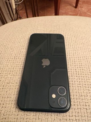 iPhone 11 - Salud de Batería 69% 128gb