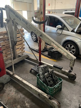 Herramientas y maquinaria taller coches