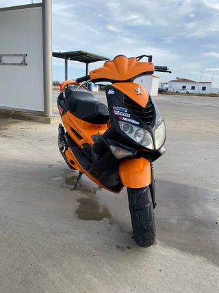Peugeot Speedfight 2 Scooter Naranja/Negro