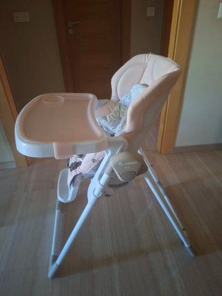 Trona Jane MIRA plegable con bandeja