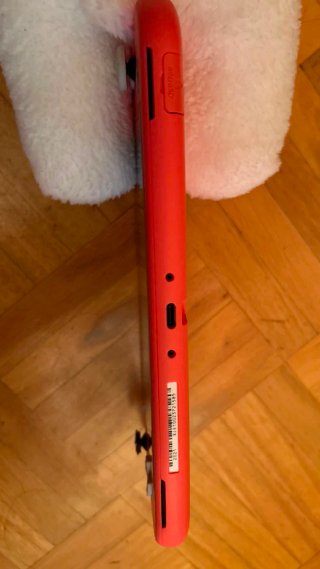 Nintendo Switch Lite Coral