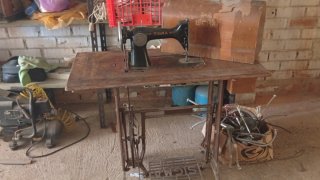 Máquina de coser antigua Sigma