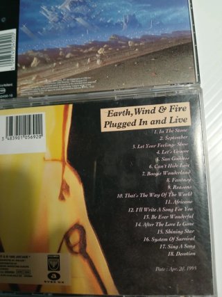 Lote 3 CDs: The Jacksons, Earth Wind & Fire