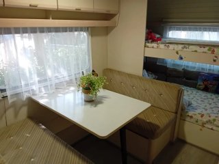 Caravana Buster Hollyday Club 750 kg