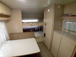 Caravana Buster Hollyday Club 750 kg