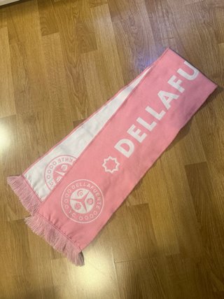 Bufanda Dellafuente FC Rosa