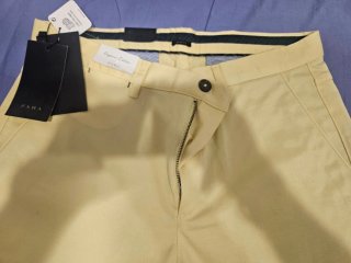 Pantalón Chino Zara Talla 40 Beige/Amarillo