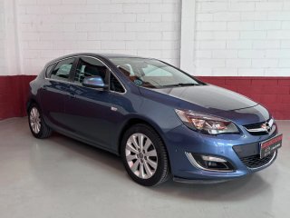 Opel Astra 2015
