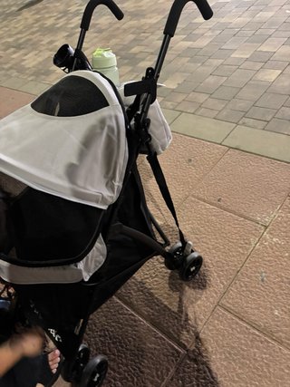 Carrito para mascotas negro y blanco