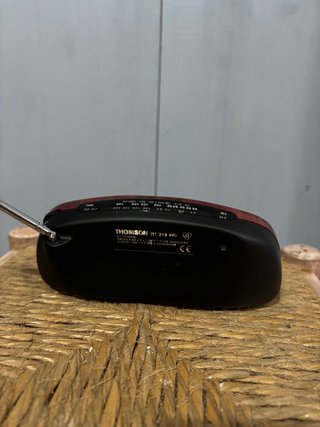 Radio Portátil Thomson FM/AM RT 210WD