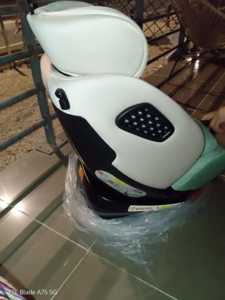 Silla de coche para bebé nueva