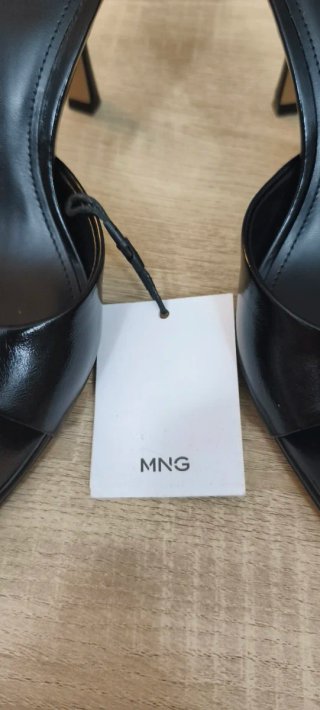 Zapatos de tacón Mango T-38 negros