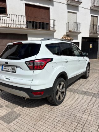 Ford Kuga 2016