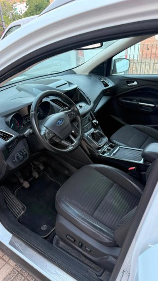 Ford Kuga 2016