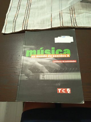 Libro de música Música: un mundo de sonidos A