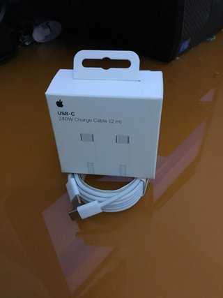 Cable Carga Rápida Apple 240W USB-C 2m