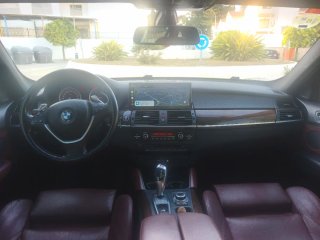 BMW X6 2011