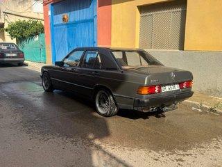Mercedes-Benz 190e 1986