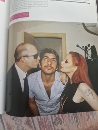 REVISTA VANIDAD