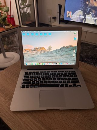 MacBook Air 13,3” 2017 Plata