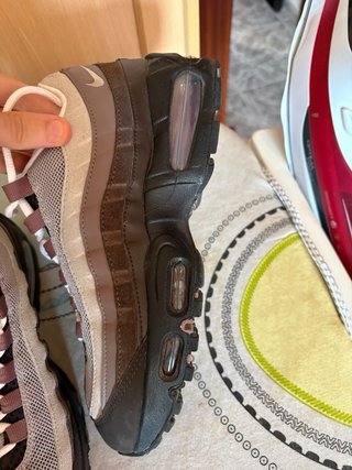 Nike Air Max 95 Marrón y Gris