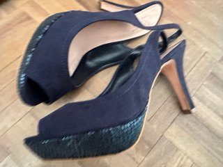 Tacones Marypaz Azul Marino con Detalles Brillante