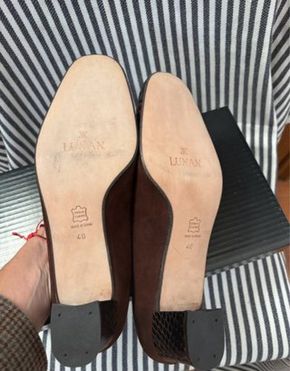 Zapatos de tacón Luxax ante y serpiente